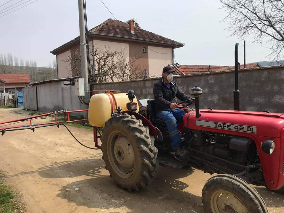 Дезинфекција во населените места, ракавици и маски за локалните бизниси
