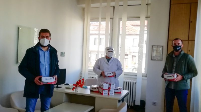 Маски за институции, општина Крушево презема мерки за справување со коронавирусот