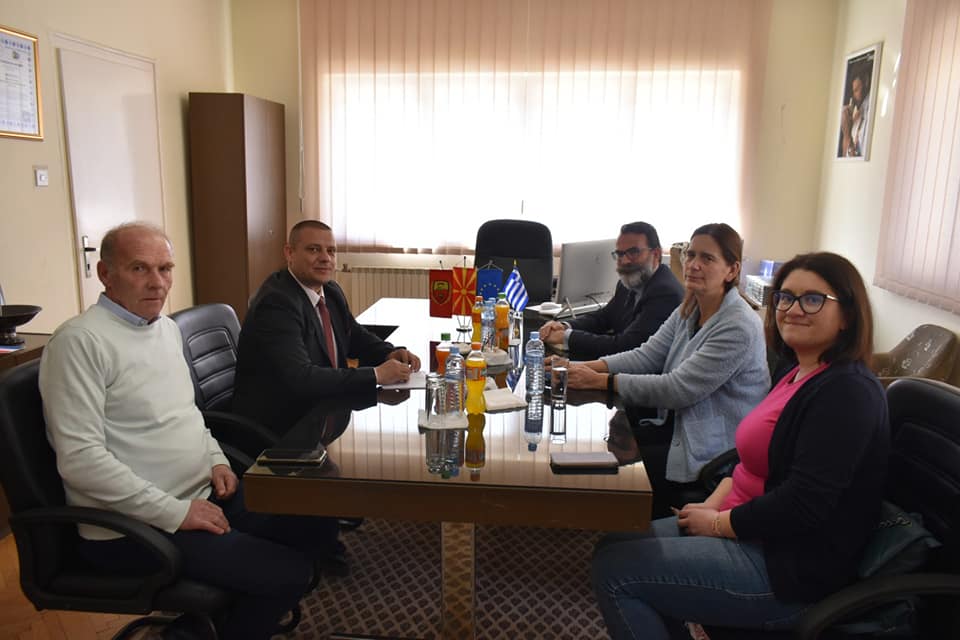 Посета на Крушево од Амбасадорката и Генералниот конзул на Грција